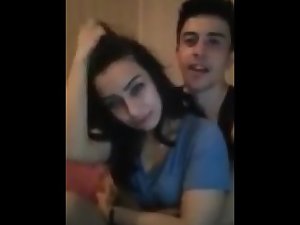 Тубе8 Брюнетки Стриптиз Молодые Молоденькие